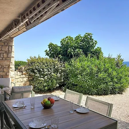 Appartement Les Maures De L'esterel-1 By Interhome *