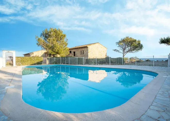 Les Maures De L'esterel-1 By Interhome Appartement *