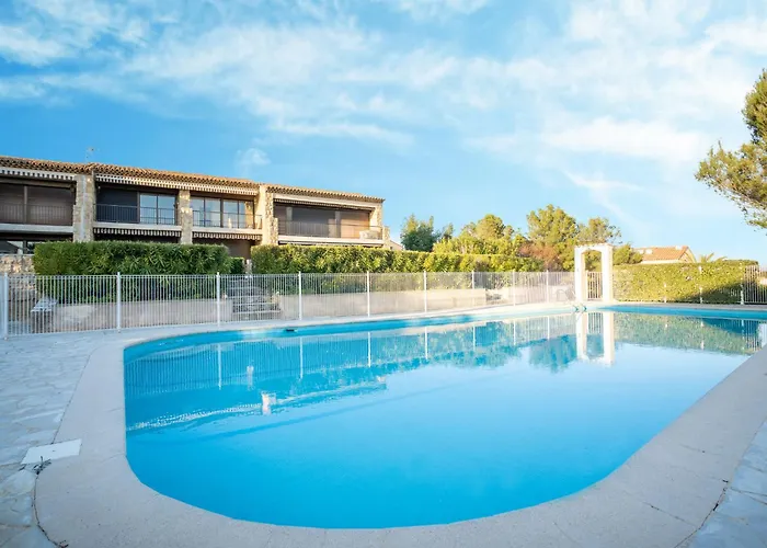 Les Maures De L'esterel-1 By Interhome Apartmán