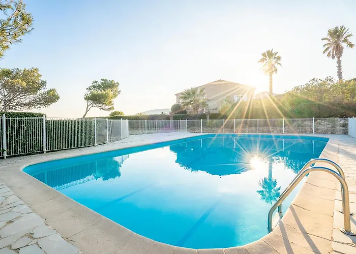 Les Maures De L'esterel-1 By Interhome