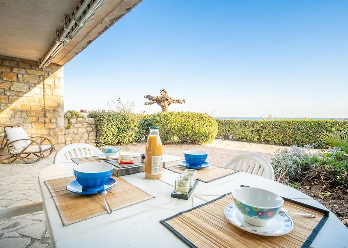 Les Maures De L'esterel-1 By Interhome Appartement