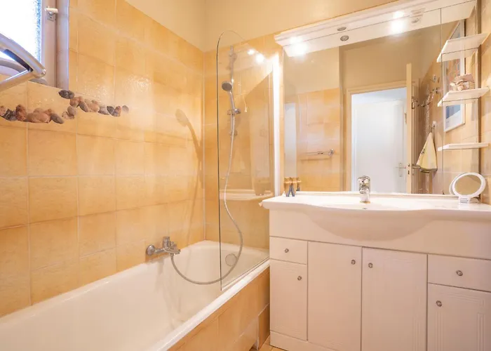 Les Maures De L'esterel-1 By Interhome Apartmán Saint Aygulf